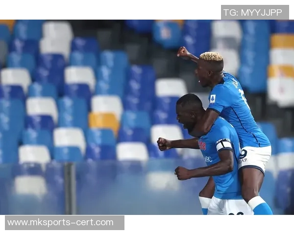 那不勒斯友谊赛逆转尤文图斯争议判罚引发全场热议