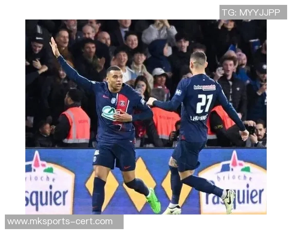 德甲激战波尔图与巴黎圣日耳曼战平点球大战引发全场热烈反响