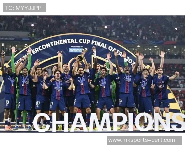 巴萨友谊赛小胜巴黎点球大战引发转会传闻热潮