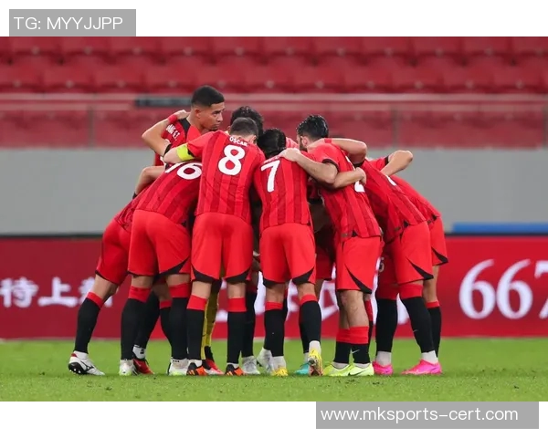 中超联赛精彩对决巴萨与AC米兰战成平局引发转会热议