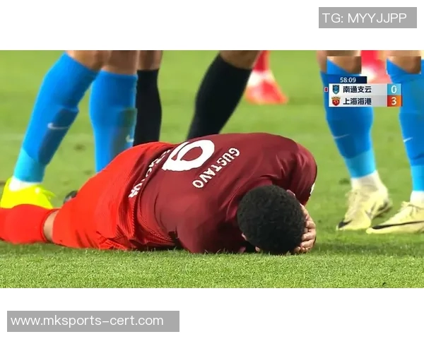 国王杯激战巴萨逆转热刺红牌争议引发全场热议与激情 国王杯激战巴萨逆转热刺红牌争议引发全场热议与激情