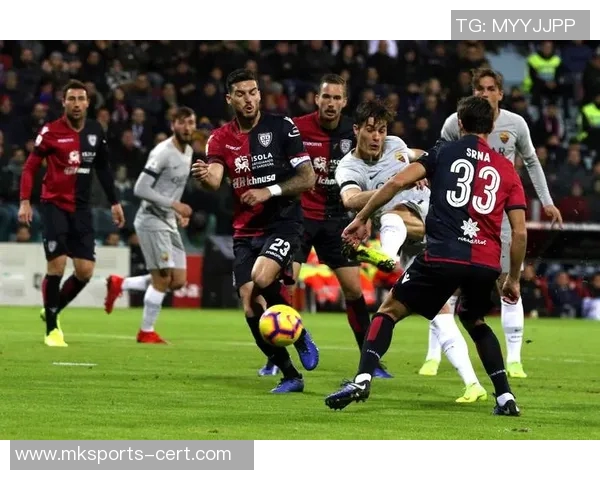 意甲激战那不勒斯绝杀阿森纳引发争议判罚全场沸腾 意甲激战那不勒斯绝杀阿森纳引发争议判罚全场沸腾