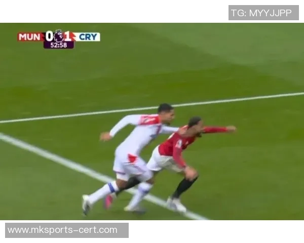 意甲激战莱比锡逆转曼联帽子戏法引争议判罚全场沸腾