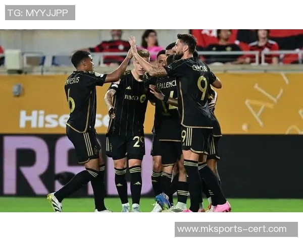 德甲巅峰对决拜仁大胜多特蒙德乌龙球引爆全场激情