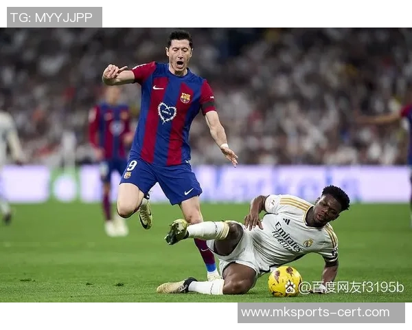 中超激情对决巴萨与切尔西战成平局全场精彩瞬间回顾