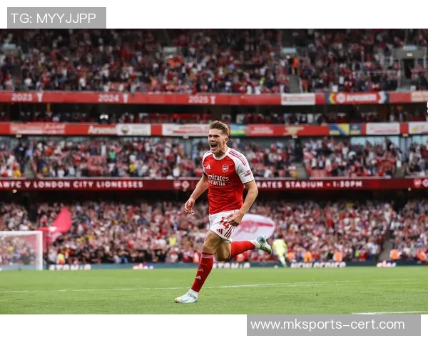 中超激战：那不勒斯大胜阿森纳乌龙球引发转会热议