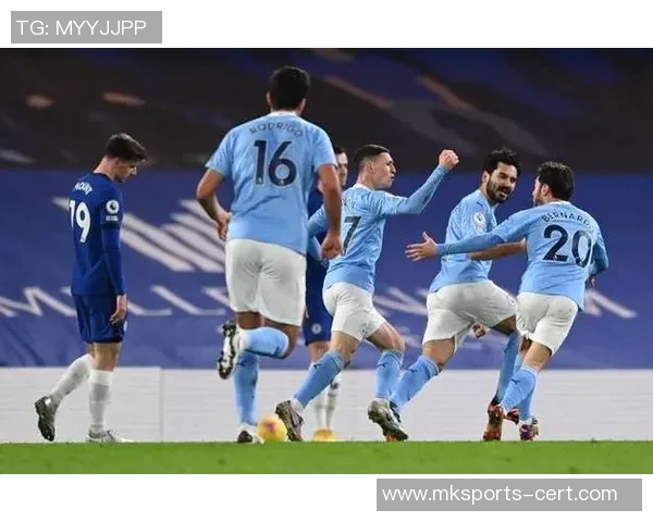 友谊赛精彩回顾：多特蒙德与那不勒斯战成平局乌龙球引发全场欢呼