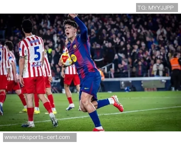 国王杯激战：那不勒斯与巴萨鏖战成平局数据分析揭示精彩瞬间